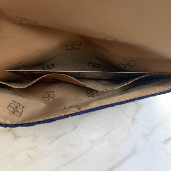 NWT IMAN Navy Blue Lace Clutch - Picture 3 of 5